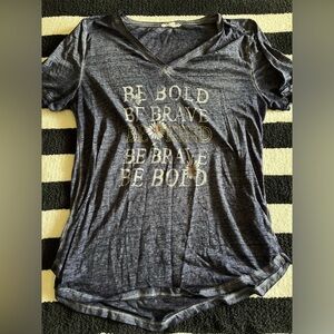 be bold graphic t-shirt